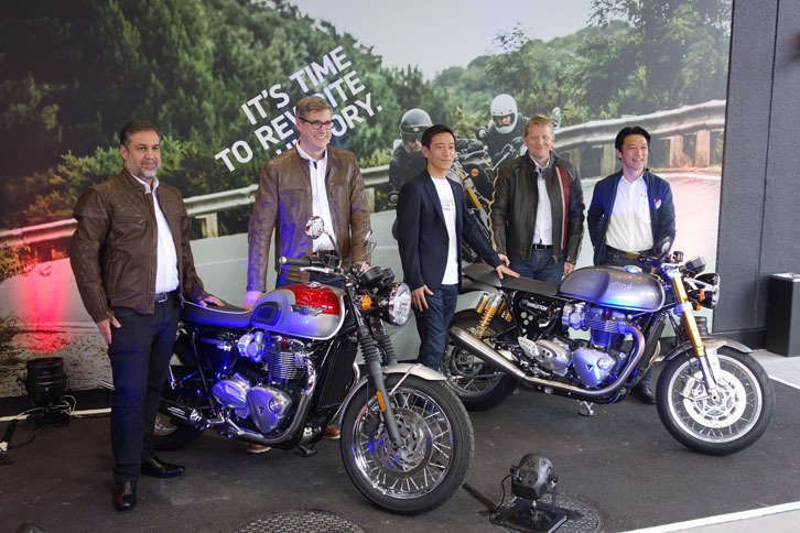 写真左から、英トライアンフ アジアパシフィック責任者のマルセロ・シルバ氏、同代表取締役のニック・ブロアー氏、トライアンフ東京の運営会社ソニックモーターズの岩瀬利基代表取締役、ポール・ストラウド氏、トライアンフ モーターサイクルズ ジャパンの野田一夫社長。