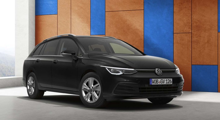 新型フォルクスワーゲン・ゴルフヴァリアントeTSIアクティブ（エクステリア）