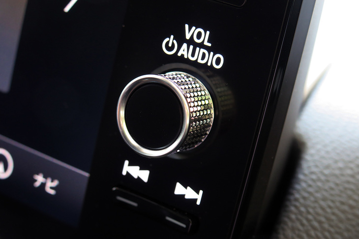 ホンダ・シビックLX（音量ダイヤル）