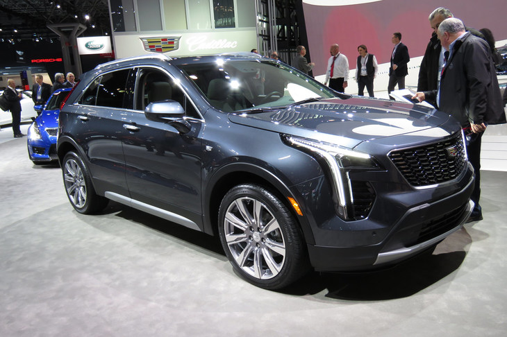 キャデラックXT4（エクステリア）