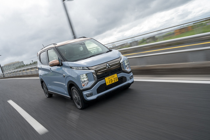 電力消費率は124Wh/km（約8.1km/kWh）。一充電走行距離は180kmとなっている（ともにWLTCモード）。