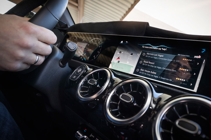 新型「メルセデス・ベンツAクラス」から導入される、新しいインフォテインメントシステム「MBUX」。
