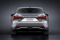 「レクサスLS」がマイナーチェンジ　高度な運転支援技術「Lexus Teammate」を搭載の画像