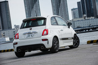 かつてモータースポーツで名をはせたアバルト。今日の「595」や「124スパイダー」も、ラリー競技やワンメイクレースなどで活躍している。