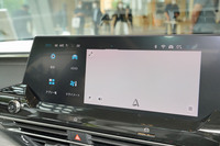 新たな旗艦はセダン×ワゴン×SUV！ 「シトロエンC5 X」が日本上陸の画像