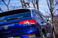 4グレード設定となる「Tロック」の中で、ホワイトルーフのツートンカラーが選べるのは今回試乗した「TDIスタイル デザインパッケージ」のみ。ホワイトルーフ仕様車ではドアミラーカバーもホワイトでコーディネートされる。