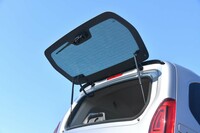 ディフェンダー130アウトバウンド（4WD/8AT）／フィアット・ドブロ（FF/8AT）／アバルト500eツーリスモ カブリオレ（FWD）【試乗記】の画像