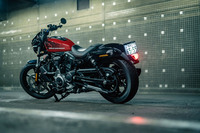 2022年4月にデビューした「ナイトスター」。新世代ハーレーの第3弾にあたるが、第1弾がアドベンチャー、第2弾がボバーカスタムと“とがった”モデルであったのに対し、ナイトスターはトラディショナルなクルーザーとして登場した。