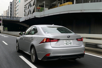 レクサスIS300h“バージョンL”（FR/CVT）【試乗記】の画像