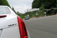 ツインリンクもてぎでは1998年から2011年まで、アメリカを代表するモータースポーツのひとつ「インディカー・シリーズ」が開催されていた。アメリカの自動車もそうだけど、アメリカのモータースポーツも、もう少し認知されてほしい（webCG ほった談）。