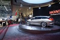 ホンダは「シビック」のワゴン版で勝負【ジュネーブショー2013】の画像