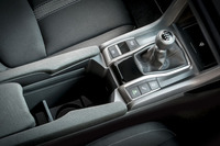 6段MTのシフトレバー。