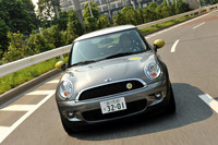 「MINI E」の日本上陸の目的は、データ取り。その実験結果が、2013年に登場予定の市販型EVにフィードバックされる。