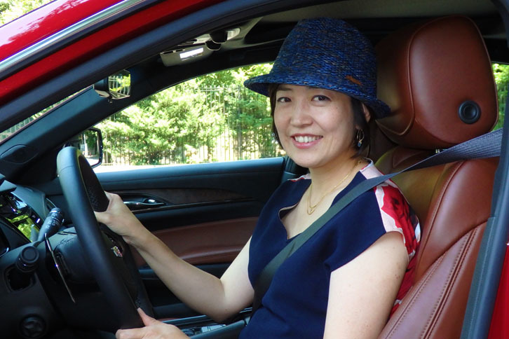 久しぶりのキャデラック車にドキドキ。