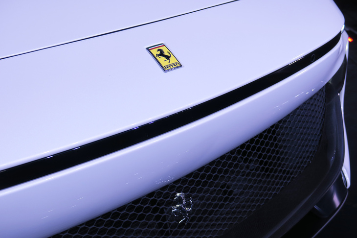 フェラーリ・プロサングエ（エンブレム）