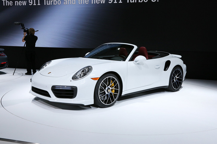ポルシェ911ターボS カブリオレ