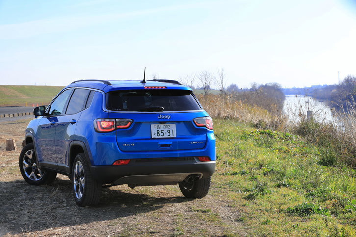 ジープ・コンパス リミテッド