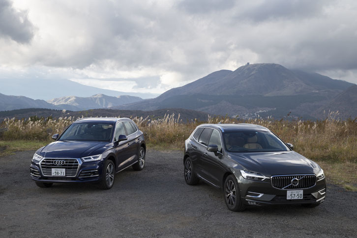 日本で販売される「ボルボXC60 T5 AWDインスクリプション」（写真右）のカラーバリエーションは全7色。「アウディQ5ファーストエディション」（同左）は全4色で、ベースとなる「Q5 2.0 TFSIクワトロ」は9色展開となっている。