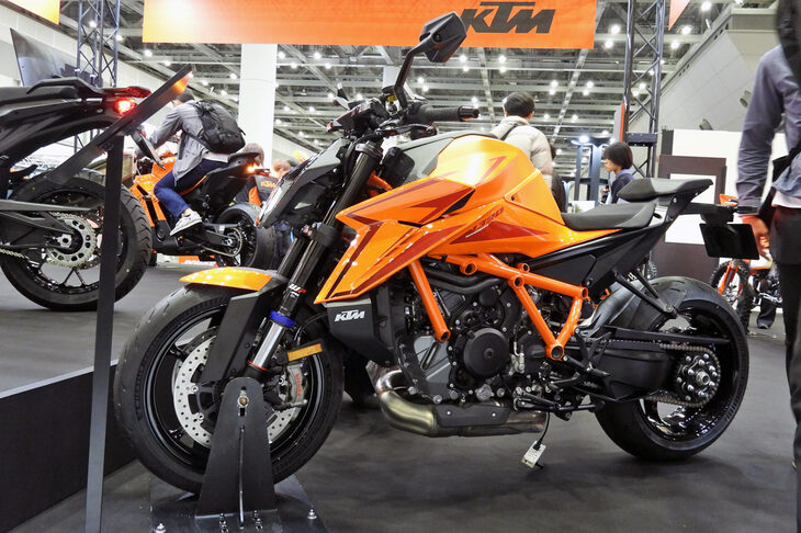 KTM 1390スーパーデュークRエボ