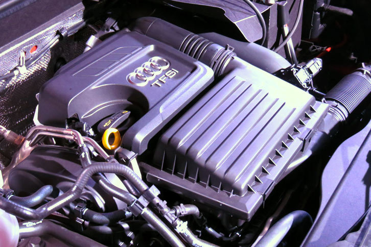 1.4リッター直4直噴ターボエンジン。