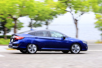 北米市場に続き、いよいよ日本にも導入された「クラリティPHEV」は、他のモデルとは一線を画す高いEV性能と、純ガソリン車と比べても遜色のない空間効率を併せ持つプラグインハイブリッド車に仕上がっていた。