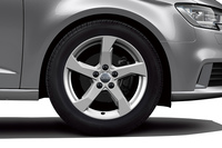 アウディが「A3」と「S3」の仕様・装備を一部変更の画像