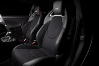 トヨタが限定車「GRヤリス Sébastien Ogier 9x World Champion Edition（セバスチャン・オジエ 9xワールドチャンピオンエディション）」の概要を発表の画像