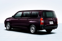 「プロボックス」のリアビュー。