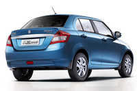 スズキが2012年に投入した「スイフト ディザイア」。