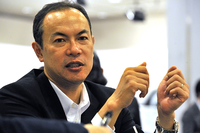 「目立つかどうかより、欲しがられるクルマを作りたい」と語る人見さん。