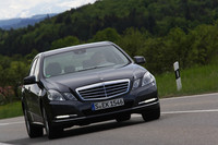 メルセデス・ベンツE300ブルーテック ハイブリッド（FR/7AT）【海外試乗記】の画像