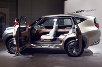 次期「パジェロ」!?　大型SUVコンセプトが登場【東京モーターショー2013】の画像