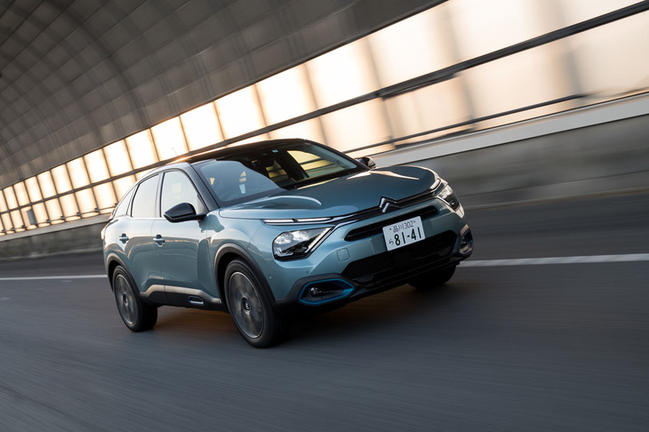 シトロエンE-C4シャイン