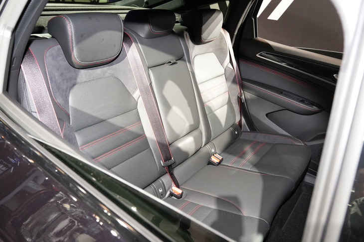 ルノー・アルカナ