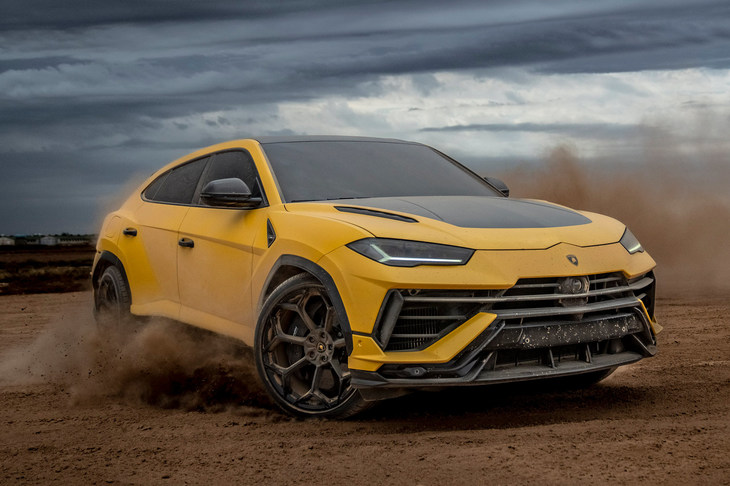 4リッターV8ツインターボエンジンは、850N・mの最大トルクはそのままに、最高出力が650PSから666PSに向上している。