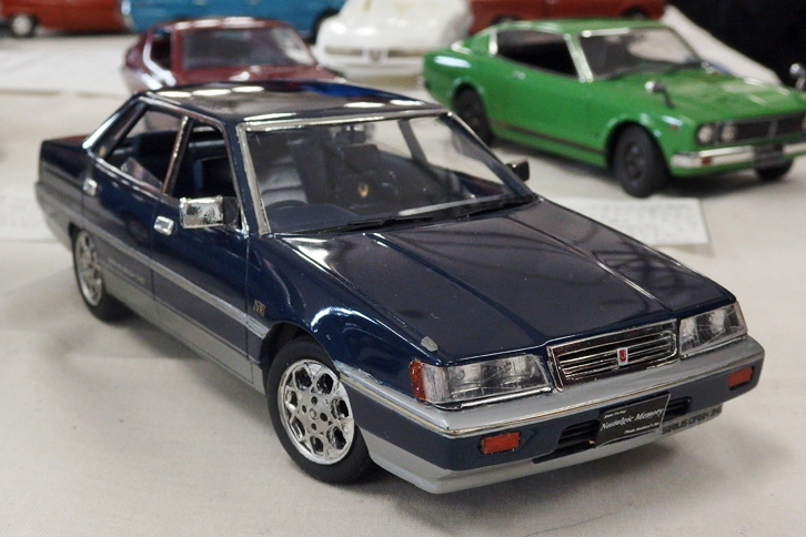 2台目は「三菱ギャランΣハードトップ2000VR」。ベースはフジミ製1/24「トヨタ・マークIIハードトップ（GX71）」。「突貫工事のため出来がよくない」とのことだが、Σ以外には見えませんよ。