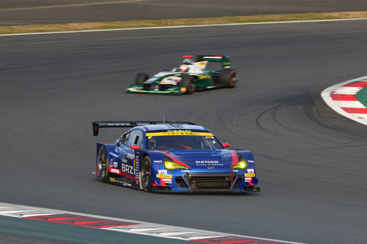 SUPER GTのGT300クラスに参戦する「SUBARU BRZ R&D SPORT」61号車。