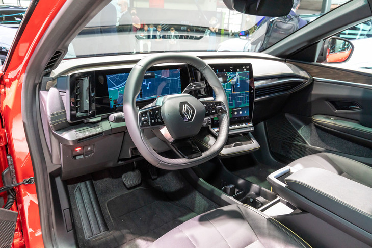 ルノー・メガーヌE-TECHエレクトリック