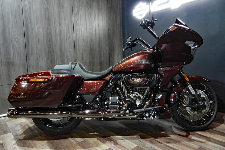 ハーレーダビッドソンCVOロードグライド