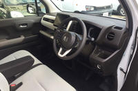 「N-WGN L・Honda SENSING」のインテリア。