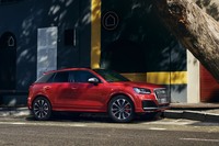 駆動方式は4WDで最高出力は300PS　高性能なコンパクトSUV「アウディSQ2」発売の画像