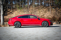 ボディーサイズは全長×全幅×全高＝4865×1875×1435mm。「パサート」と比べて全長は80mm、全幅は45mm大きい一方、全高は30mm低い。