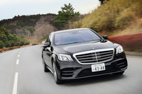 今回は高速道路を中心に165.4kmの道のりを試乗。燃費は満タン法で9.8km/リッター、車載の燃費計で9.6km/リッターを記録した。