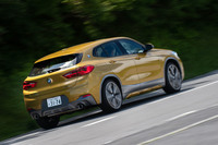 「MスポーツX」には、スポーツ走行に適した「Mスポーツサスペンション」が標準装備となる。