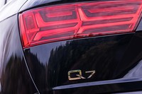 アウディQ7 55 TFSIクワトロ