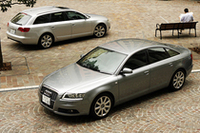 （写真＝荒川正幸）