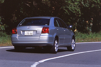 トヨタ・アベンシス　セダンLi（4AT）【ブリーフテスト】の画像