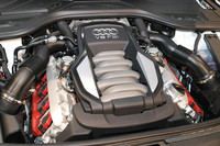 アウディの旗艦「A8」がフルモデルチェンジの画像