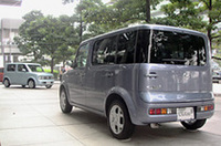 
	「cube³」の向こうに見えるのは“ノーマル”キューブ。
	 