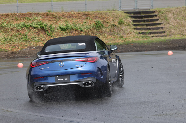 ガブリエル メルセデス AMG CLE 53 4MATIC+ カブリオレ」がデビュー「迫力の